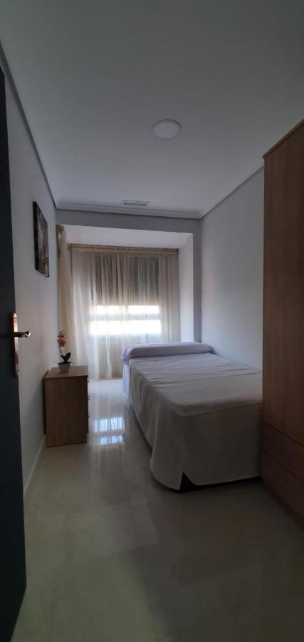 ¡Economico Y Bien Ubicado! Apartment Castellon de la Plana Bagian luar foto