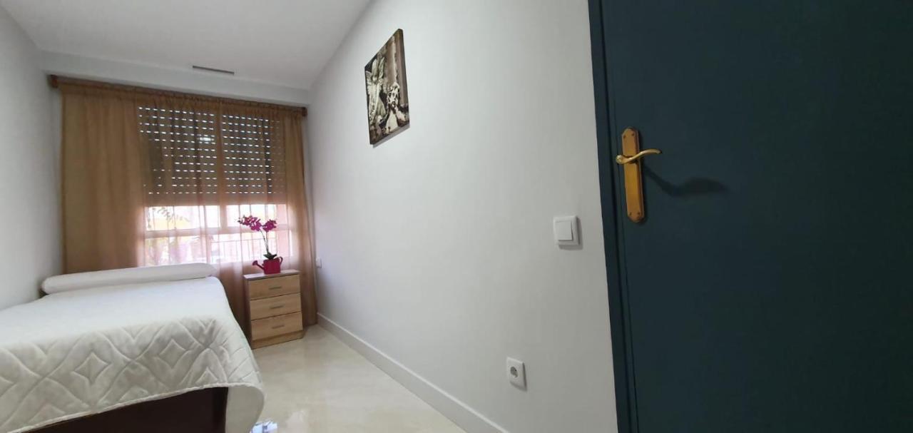 ¡Economico Y Bien Ubicado! Apartment Castellon de la Plana Bagian luar foto